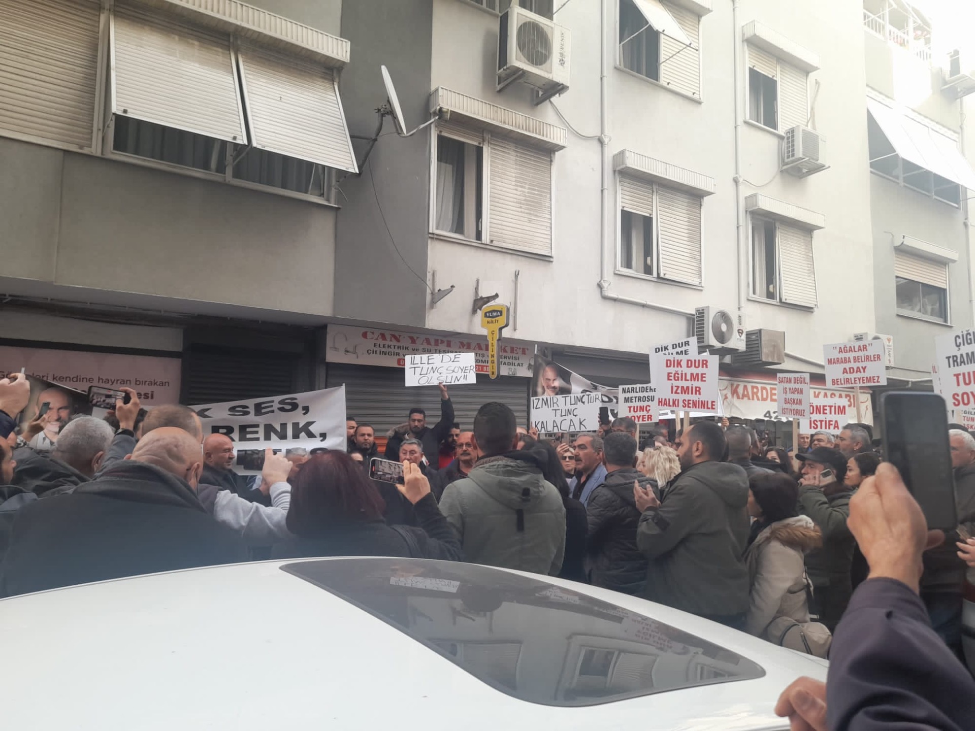 CHP atamalarına İzmir’de de tepkiler büyüyor!