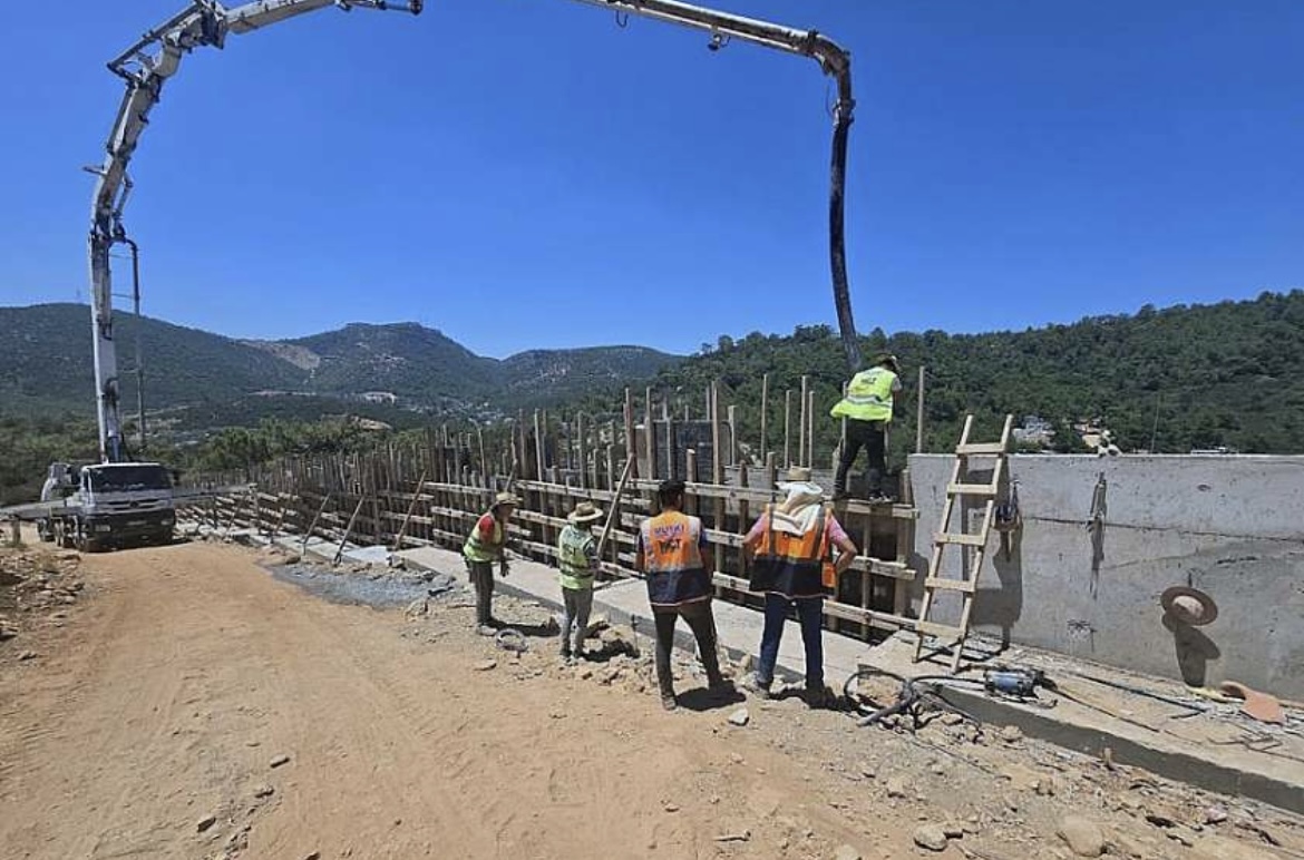 Bodrum yarımadasında 21,5 kilometrelik arızalı su hattı yenileniyor