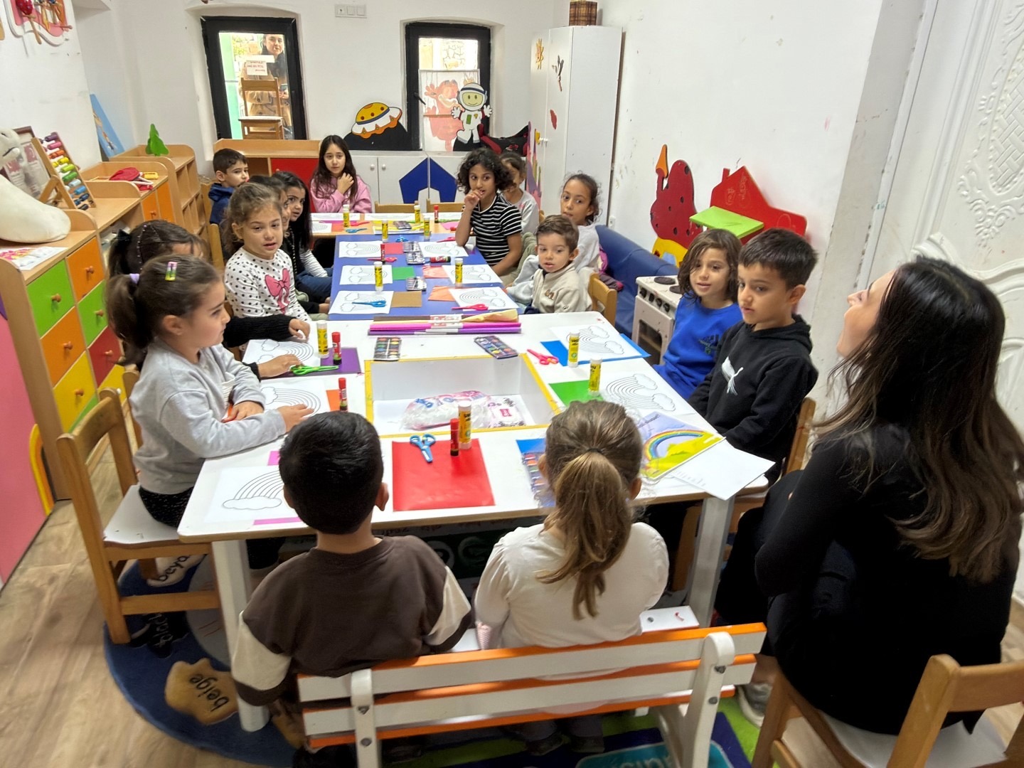 Gökkuşağı Sanat Atölyesi Çocuklardan Yoğun İlgi Gördü