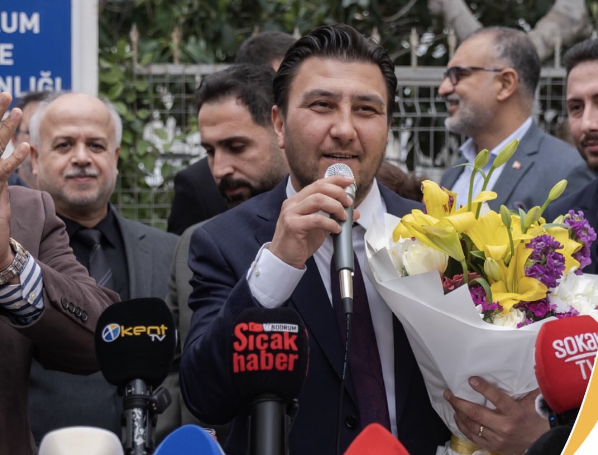 Ak Parti Bodrum İlçe Başkanına Davul Zurna Eşliğinde Karşılama