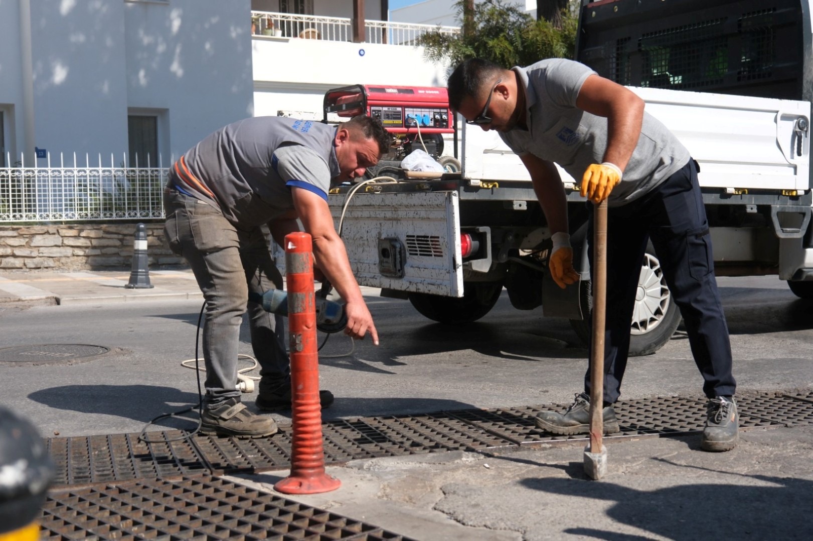 Bodrum’da Mazgal ve Yağmur Suyu Hattı Temizliği Sürüyor
