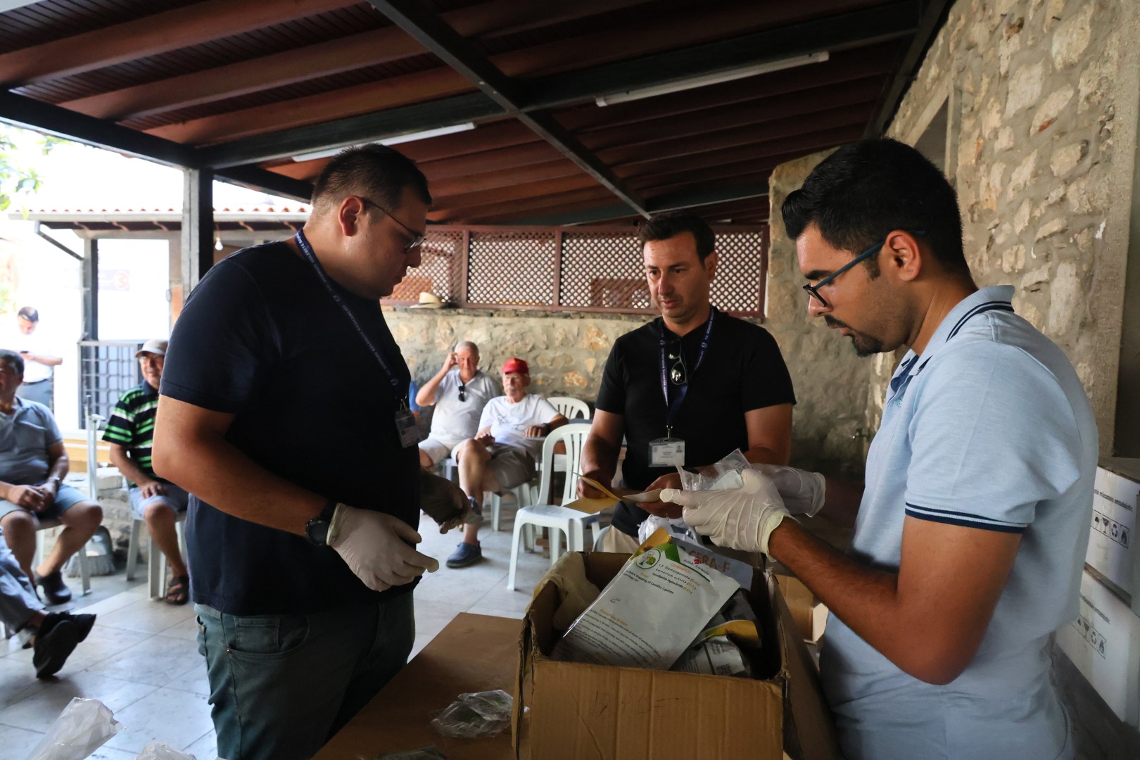 Akdeniz Meyve Sineğine Karşı Mücadele Sürüyor