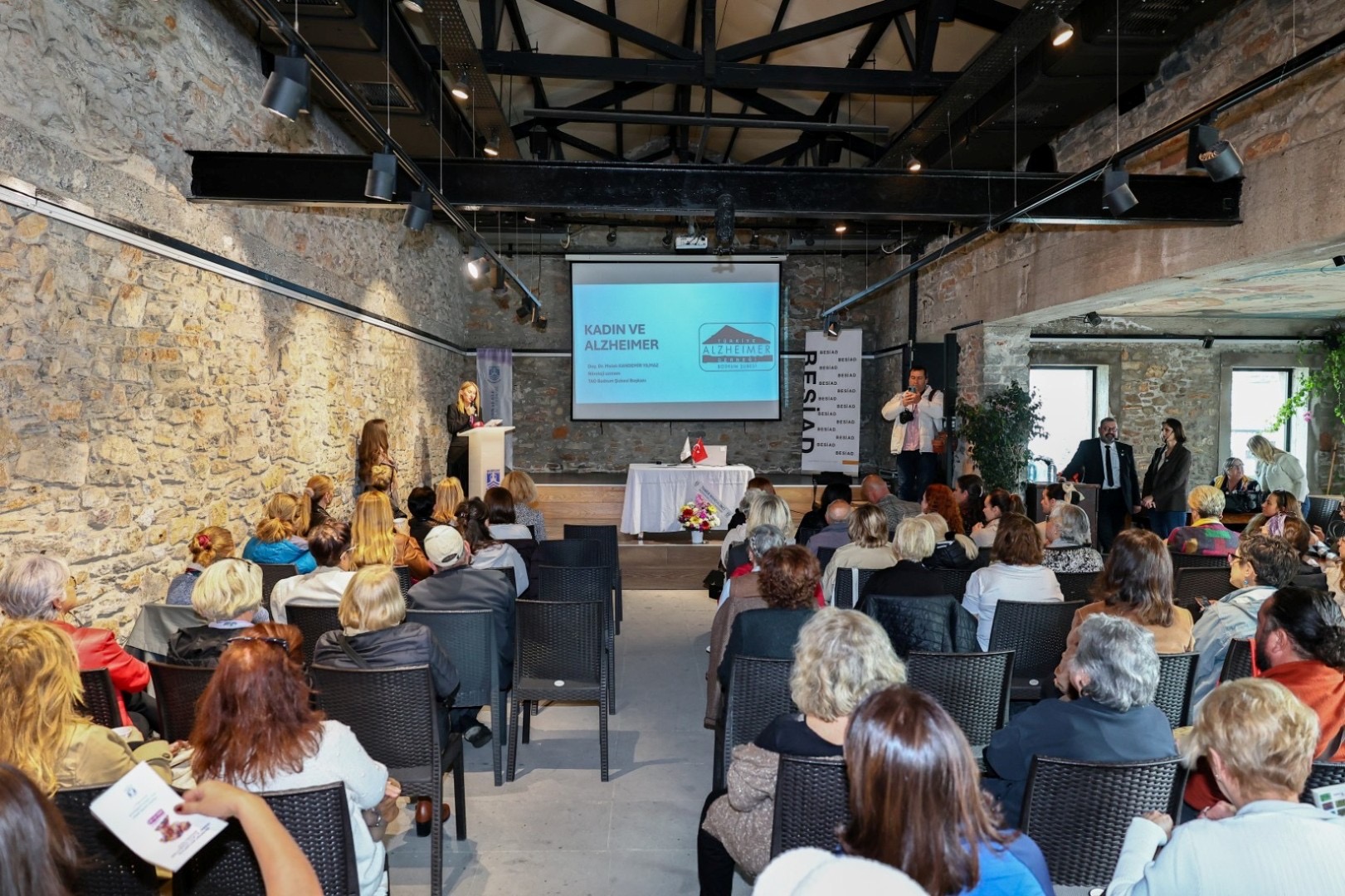 Bodrum’da ‘Kadın ve Alzheimer Farkındalık Programı’ Düzenlendi