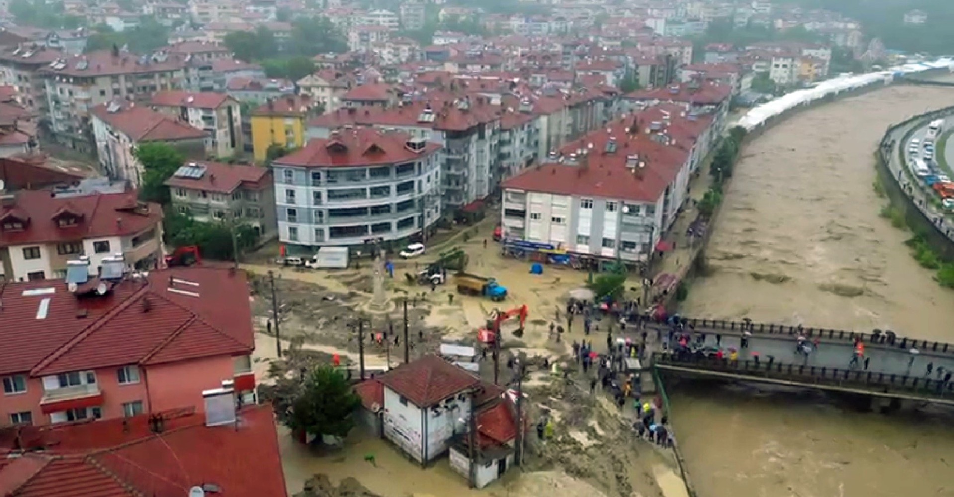  Uzmanından büyükşehirlere altyapı uyarısı