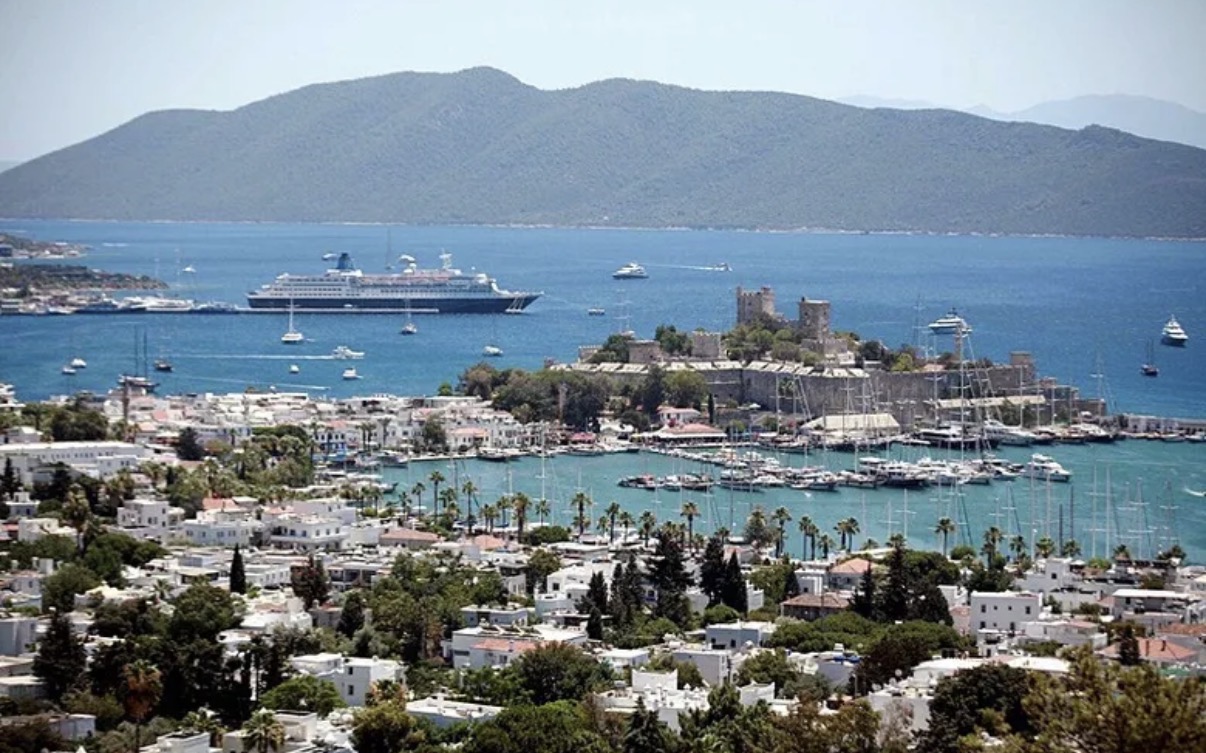 Bodrum’da sarı yaz hareketliliği sürüyor