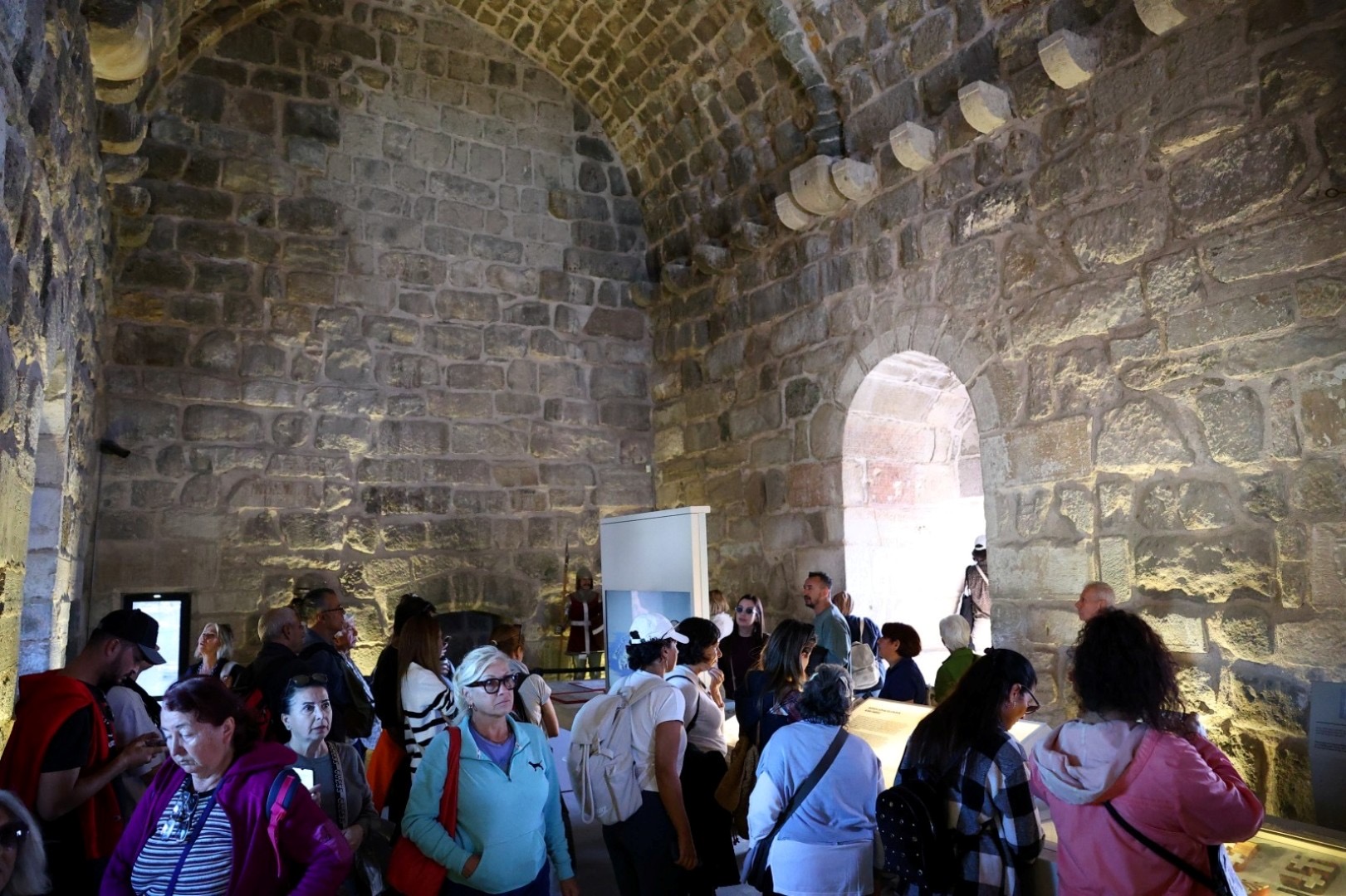 Kültür ve Doğa Yürüyüşleri Bodrum Kalesi’nde devam etti