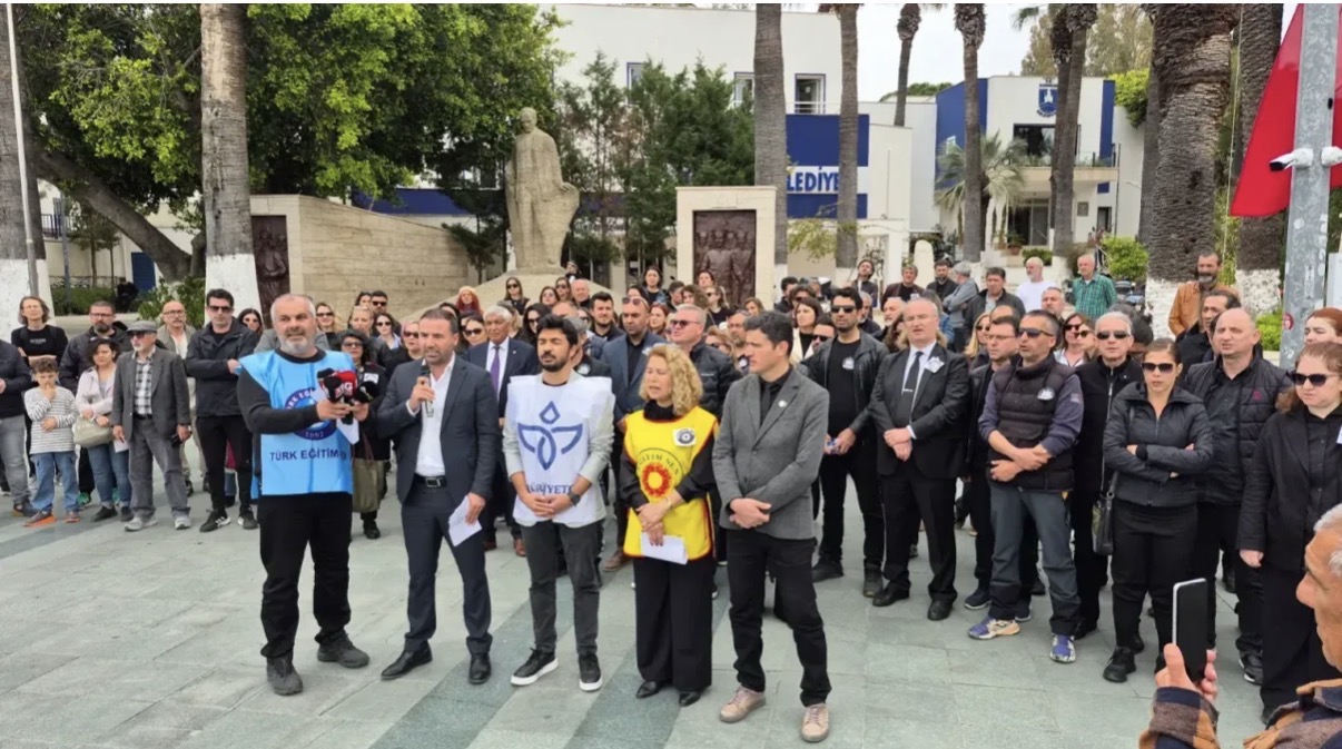 Bodrum’da Öğretmenlerden ‘Eğitimde Şiddete Hayır’ Mesajı