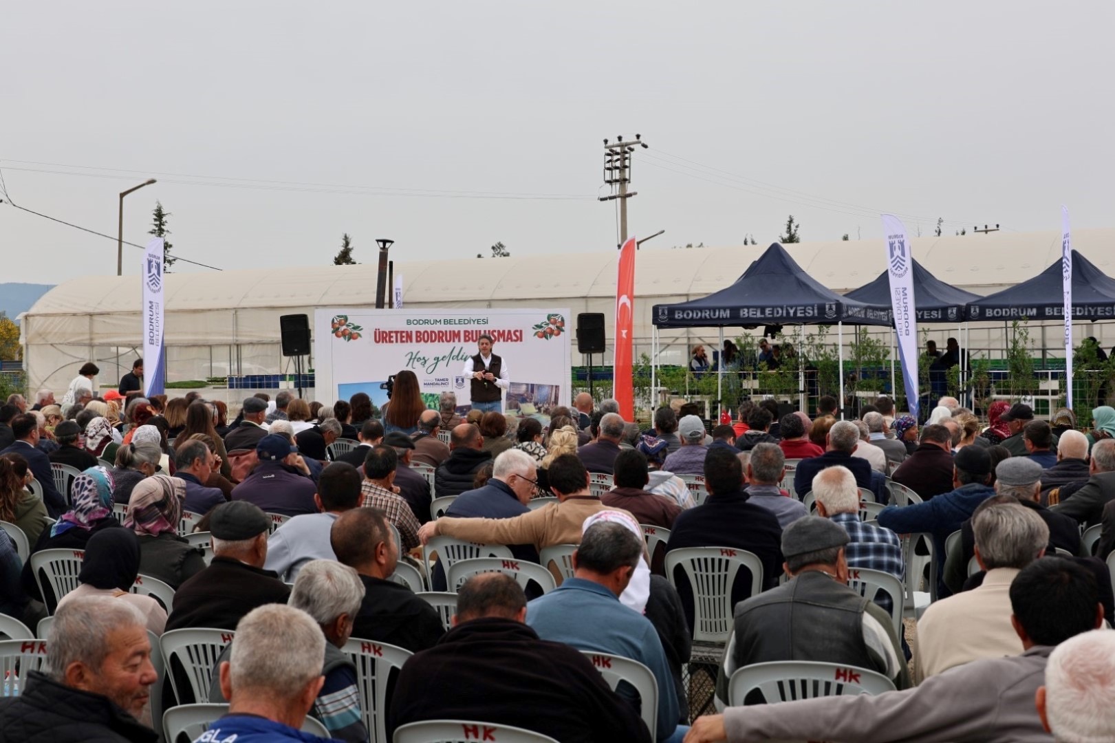 ‘Üreten Bodrum Buluşması’nda üreticilere fide dağıtıldı 