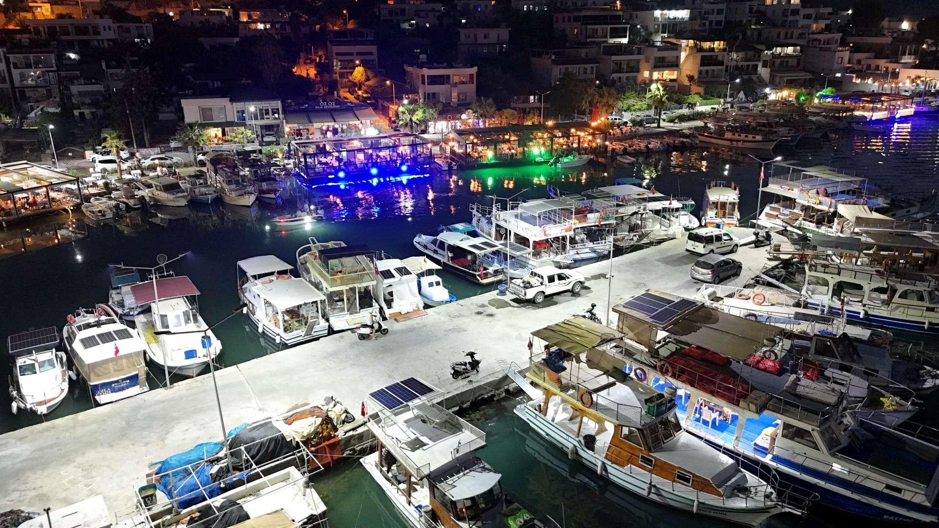 Bodrum’da sokak lambaları yenileniyor 