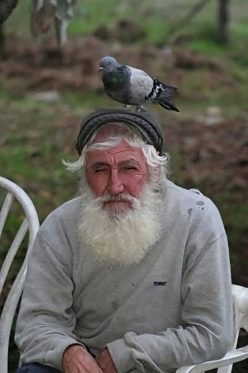 Bodrum’un tanınan isimlerinden “Papaz Aykan” lakaplı Aykan Er hayatını kaybetti