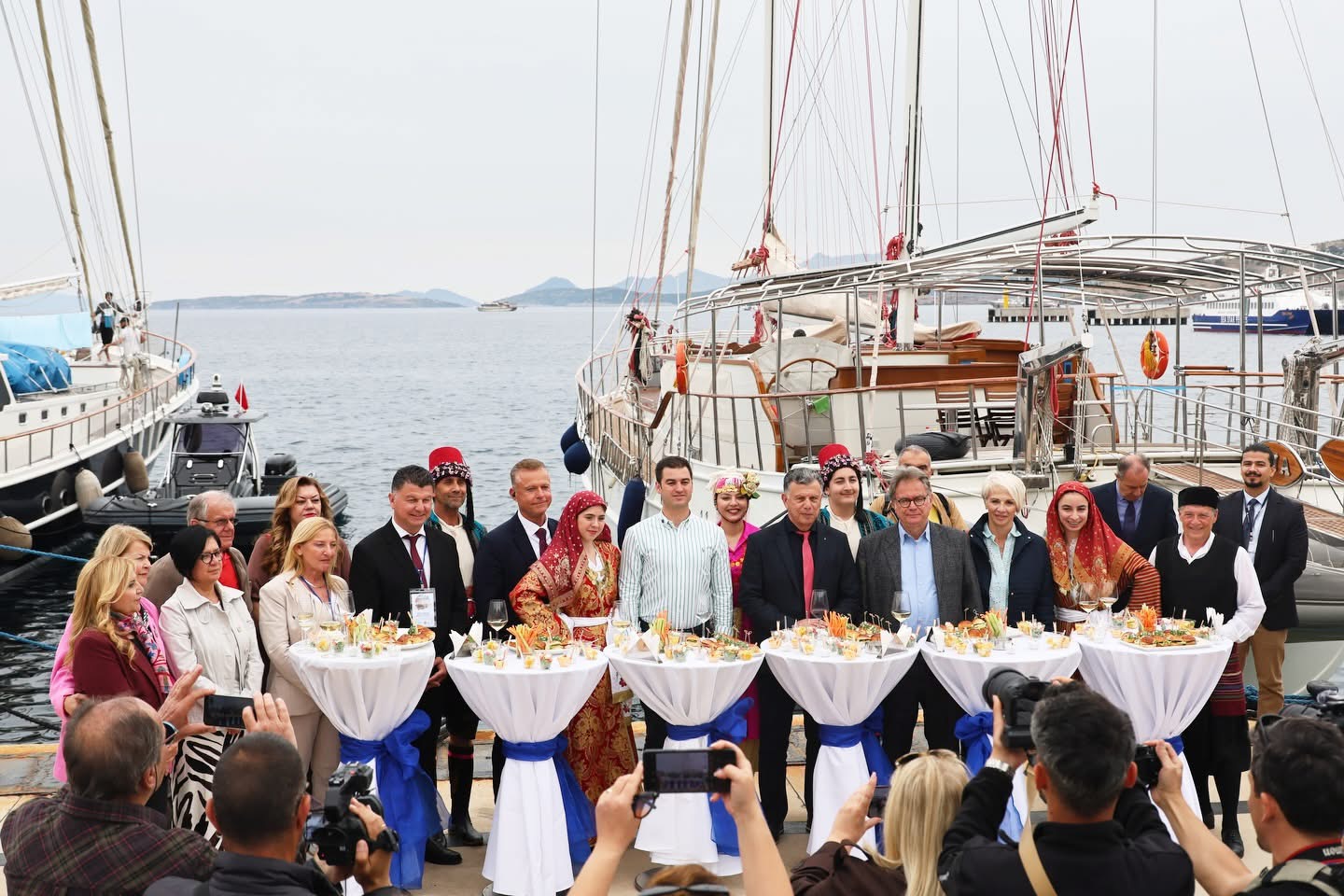 Bodrum’da Uluslararası İki Yaka Kültür Festivali başladı