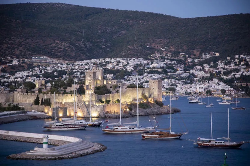 Göçlerle Bodrum ‘Küçük İstanbul’ oldu