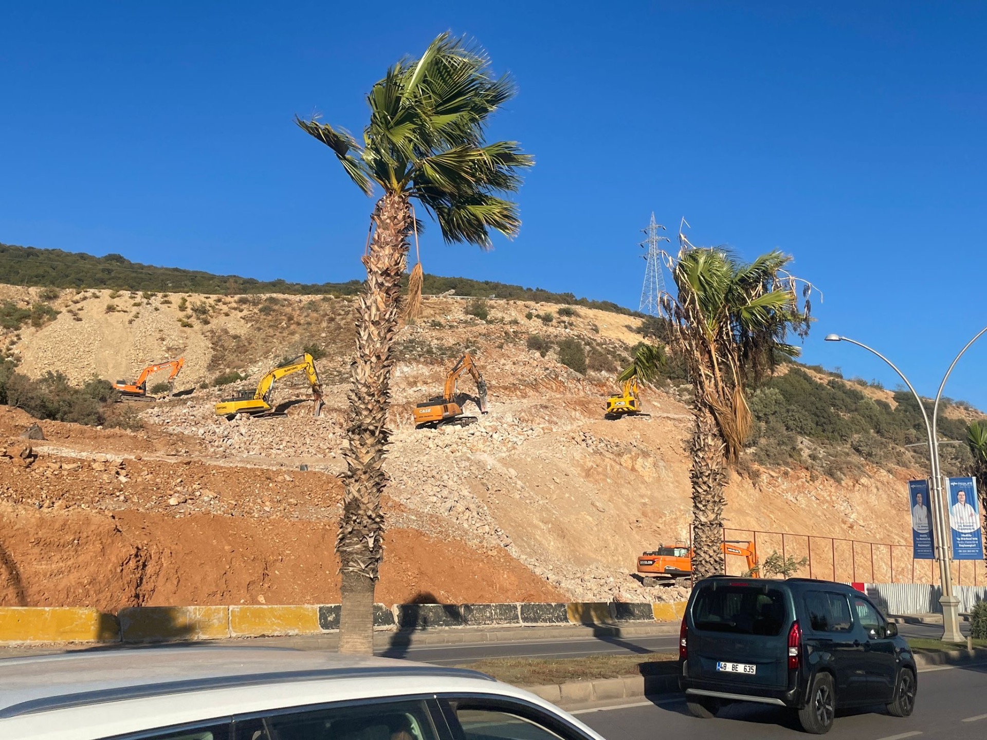 Bodrum’da Vahşi Betonlaşma Yeni Bir Aşamada: Tepeler Ortadan Kaldırılıyor!