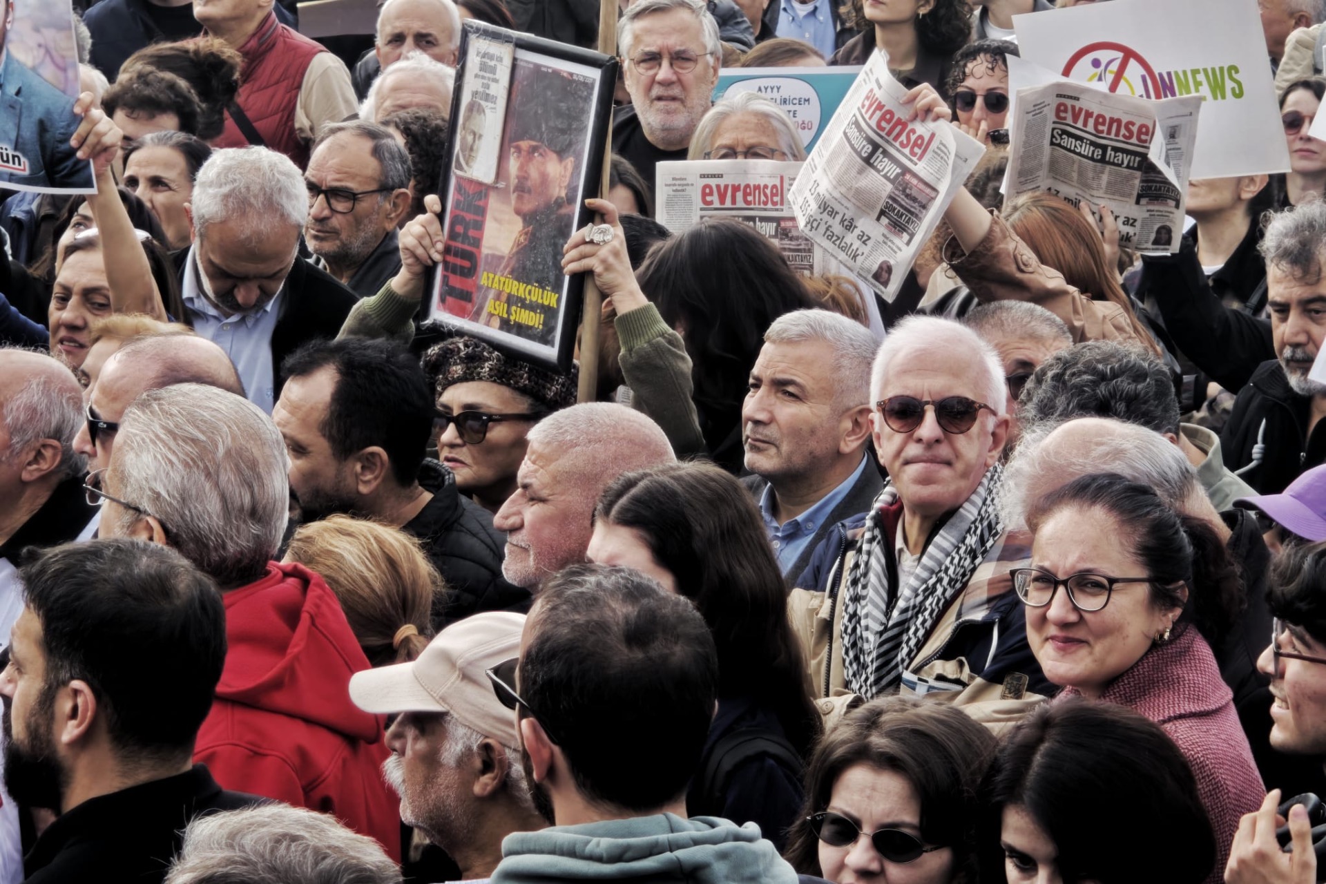 Kadıköy’de Basın Özgürlüğü Eylemi: “Tutuklu Gazetecilere Özgürlük”