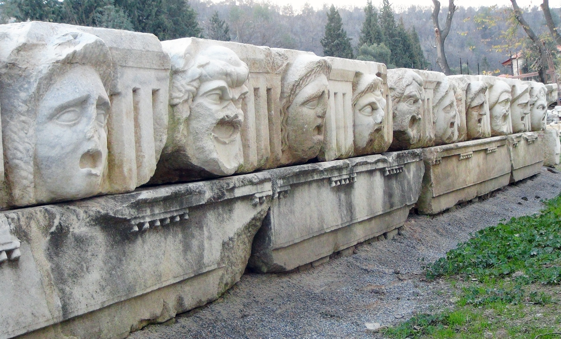 2 bin 500 yılık mermer ocakları bulundu