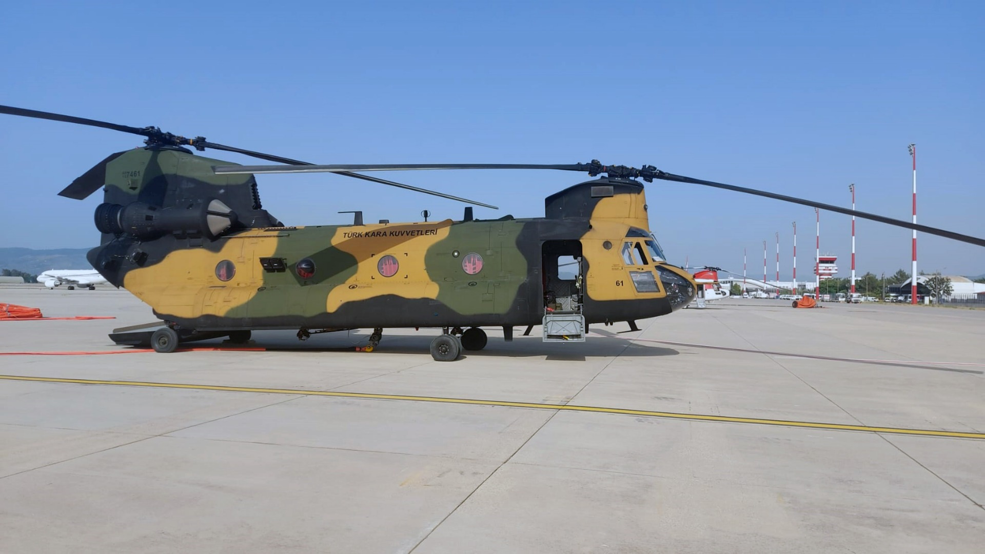 Uçan kule ‘Chinook’ göreve başladı