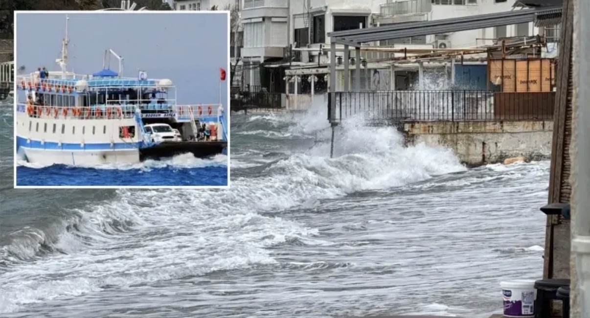 Bodrum’da feribot seferlerine fırtına engeli