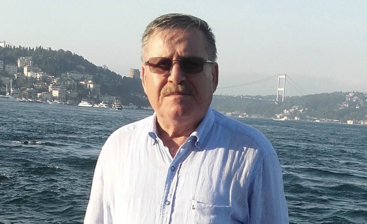 CHP’li eski milletvekili Zeki Çakıroğlu hayatını kaybetti